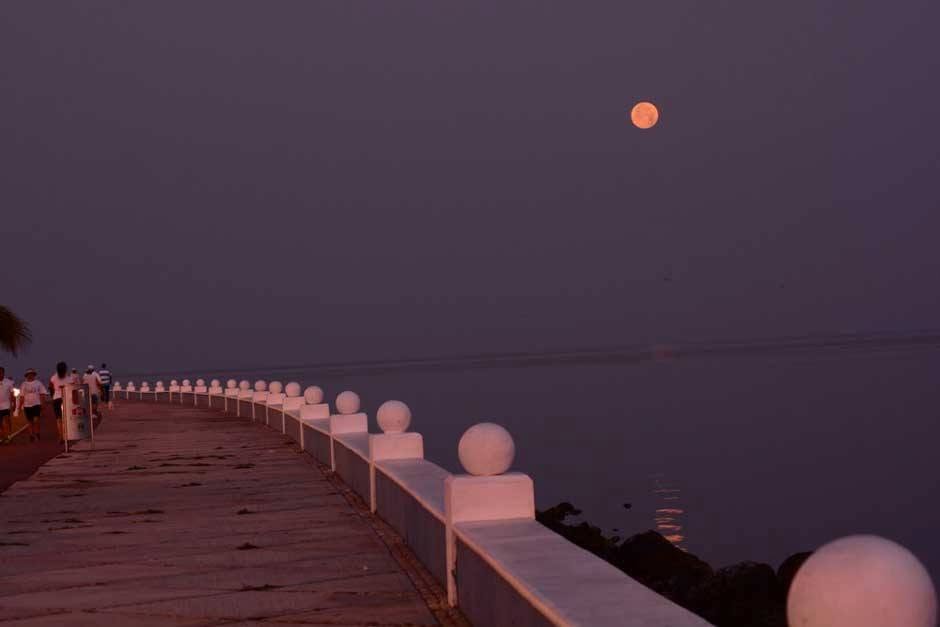 Poesía luna de manana